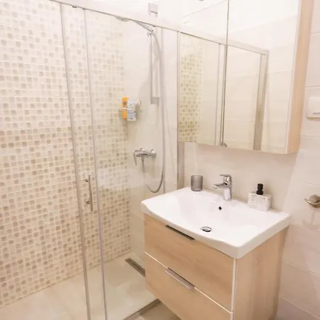 Newly Renovated Near Park Tivoli With Free Parking Ljubljana